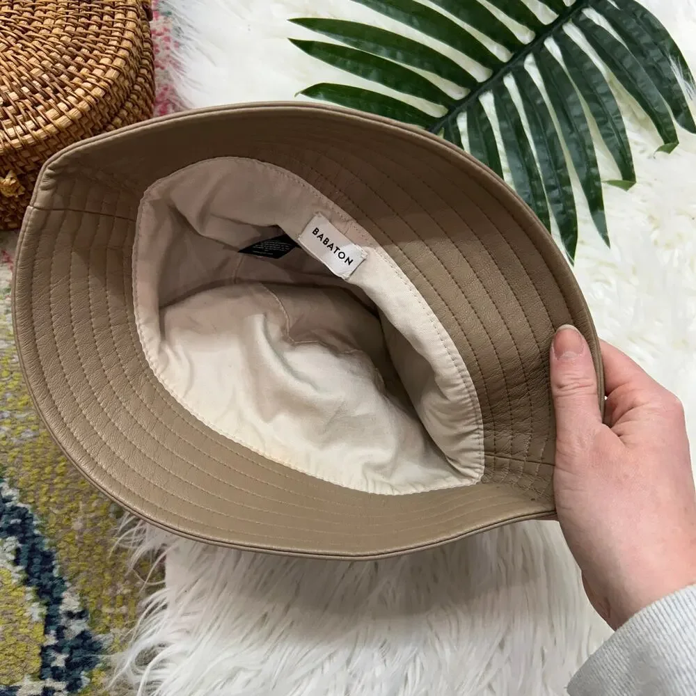 Aritzia Babaton Sandra Bucket Hat Vegan Leather Faux Leather Brown Tan XS/S